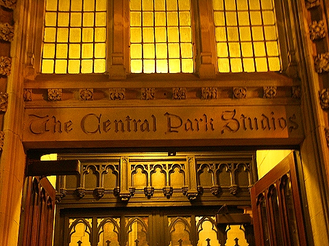 NY-Central_Park_Studios-West_67th_Street-Doorways-08.JPG