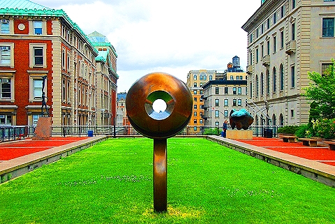 NY-Charles_H_Revson_Plaza-Columbiia_University-07.JPG