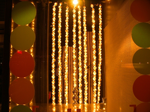 NY-Chelsea_Christmas_Windows-11.JPG