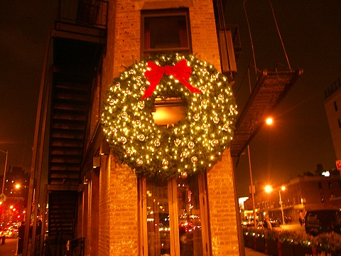 NY-Chelsea_Christmas_Windows-21.JPG