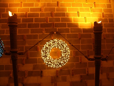 NY-Chelsea_Market-03-Christmas_Wreath.JPG