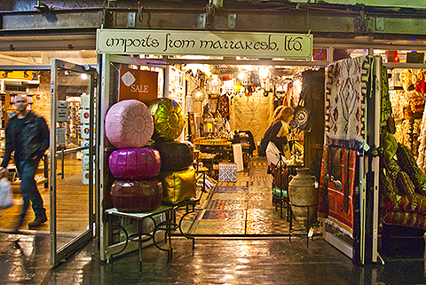 NY-Chelsea_Market-08-People_Watching.jpg