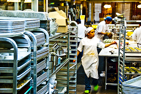 NY-Chelsea_Market-13-People_Watching-Bakery.jpg