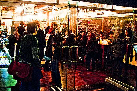 NY-Chelsea_Market-18-People_Watching.jpg