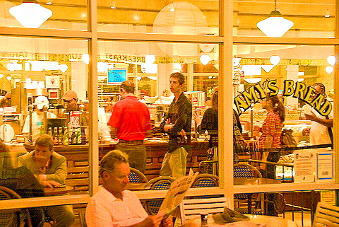 NY-Chelsea_Market-21-Amys_Bread.JPG