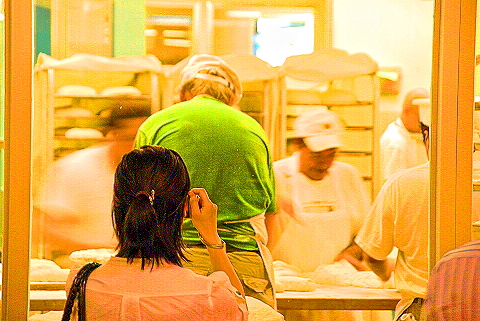 NY-Chelsea_Market-23-Amys_Bread_Bakers.JPG
