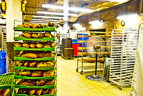 NY-Chelsea_Market-26-Bakery.jpg