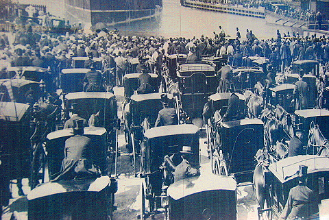 NY-Chelsea_Piers-03-Old_Photographs.JPG