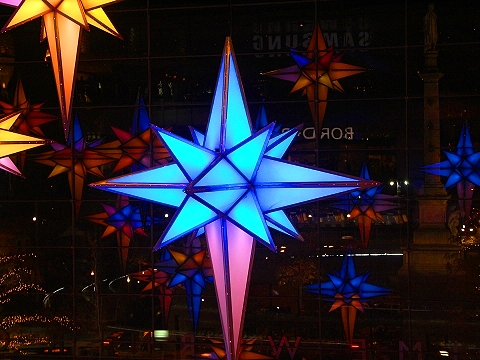 NY-Christmas_Lights_at_Time_Warner_Center-14.JPG