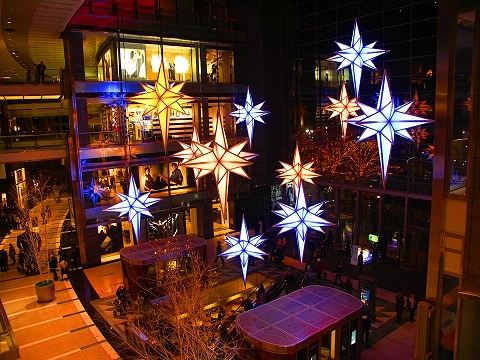 NY-Christmas_Lights_at_Time_Warner_Center-17.JPG
