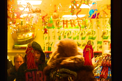 NY-Christmas_Windows_on_Amsterdam_Avenue-0140-Andys_Deli.JPG