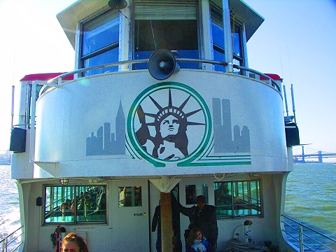 NY-Circle_Line_Boat.JPG