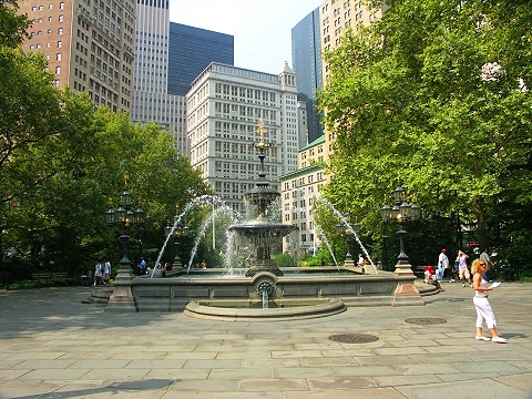 NY- City_Hall_Park-14.JPG