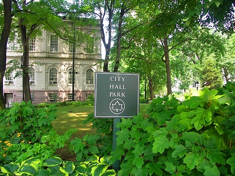 NY- City_Hall_Park-21.JPG