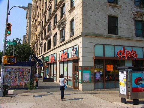 NY-Columbia_University-01-Ollies.JPG