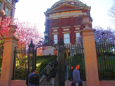 NY-Columbia_University-Spring-2008-19.JPG