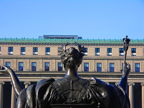 NY-Columbia_University-Spring-2008-Alma_Mater-1.JPG