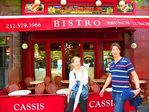 NY-Columbus_Ave_Windows-07-Bistro_Cassis.JPG