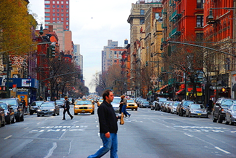 NY-Columbus_Avenue_People_Watching-02.JPG