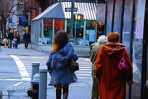 NY-Columbus_Avenue_People_Watching-12.JPG