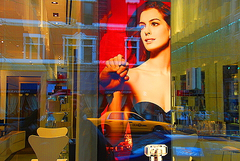 NY-Columbus_Avenue_Windows-02.JPG