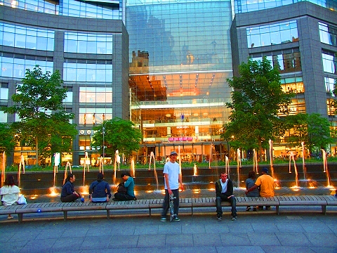 NY-Columbus_Circle-08-Time_Warner_Center.JPG