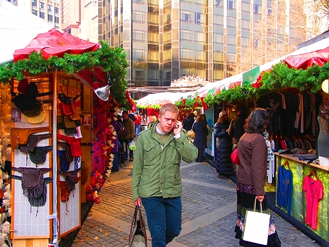 NY-Columbus_Circle_Holiday_Market-2007-12.JPG