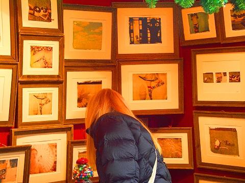 NY-Columbus_Circle_Holiday_Market-2007-19.JPG