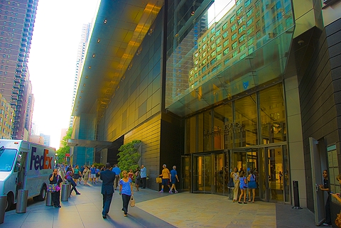 NY-Columbus_Circle-Time_Warner_Center-People-04.jpg