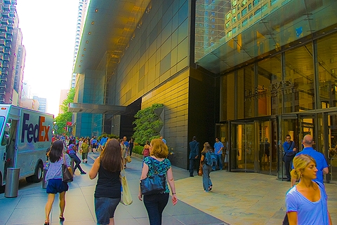 NY-Columbus_Circle-Time_Warner_Center-People-05.jpg