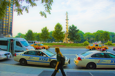 NY-Columbus_Circle-Time_Warner_Center-People-11.jpg