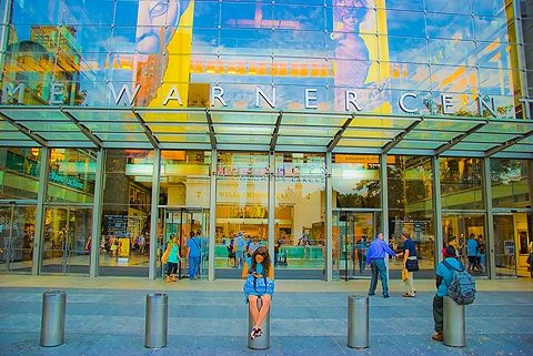 NY-Columbus_Circle-Time_Warner_Center-People-15.jpg