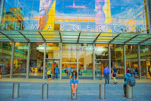 NY-Columbus_Circle-Time_Warner_Center-People-16.jpg