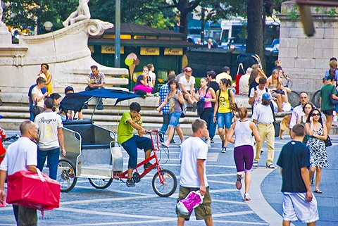 NY-Columbus_Circle-Time_Warner_Center-People-30.jpg