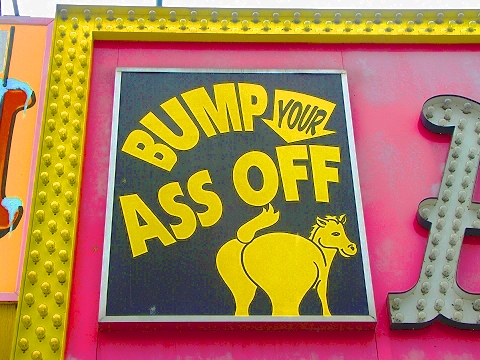 NY-Coney_Island-03-Bump_Your_Ass_Off.JPG