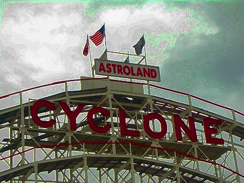 NY-Coney_Island-15-Astroland_Cyclone.JPG