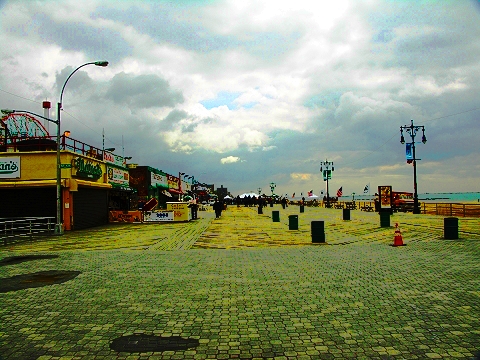 NY-Coney_Island_Boardwalk-14.JPG