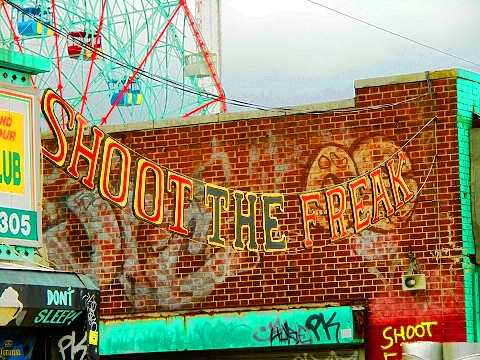 NY-Coney_Island_Boardwalk-17-Shoot_the_Freak.JPG