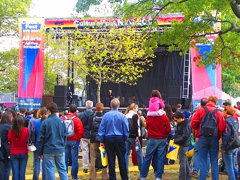 NY-Culturefest_2007-Battery_Park-07.JPG