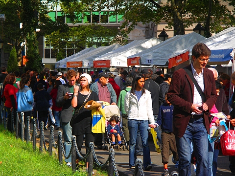 NY-Culturefest_2007-Battery_Park-15.JPG