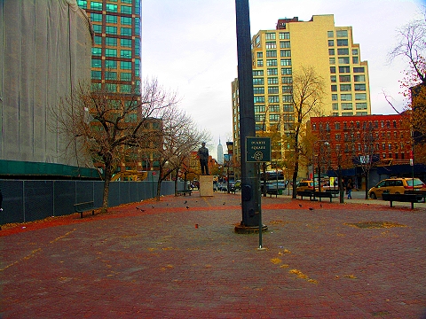 NY-Duarte_Park-Canal_and_Anenue_of_The_ Americas-6th-1.JPG