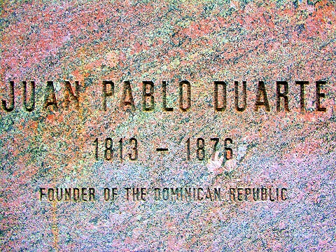 NY-Duarte_Park-Canal_and_Anenue_of_The_ Americas-6th-4.JPG