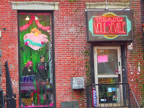 NY-East_Greenwich_Village-Storefronts_and_Signs-02.JPG