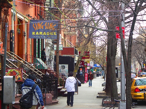 NY-East_Greenwich_Village-Storefronts_and_Signs-07.JPG