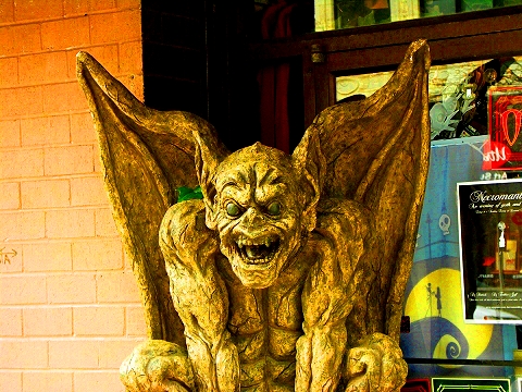 NY-East_Village-02-Gothic_Renaissance.JPG