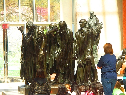 NY-European_Sculpture_Court- Metropolitan_Museum_of_Art-04.JPG