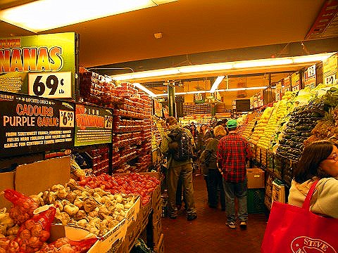 NY-Fairway_at_Thanksgiving_74th_and_Broadway-03.JPG