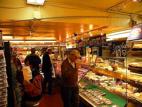 NY-Fairway_at_Thanksgiving_74th_and_Broadway-05.JPG