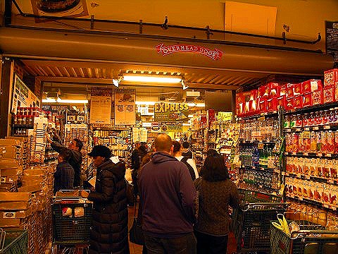 NY-Fairway_at_Thanksgiving_74th_and_Broadway-09.JPG