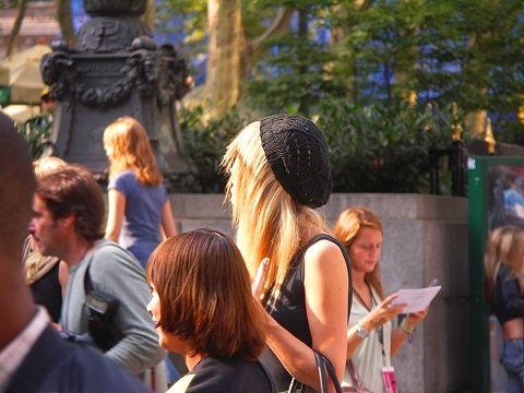 NY-Fashion_Week_2007-Bryant_Park01.JPG